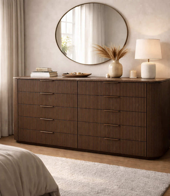Regal Emperador Chest